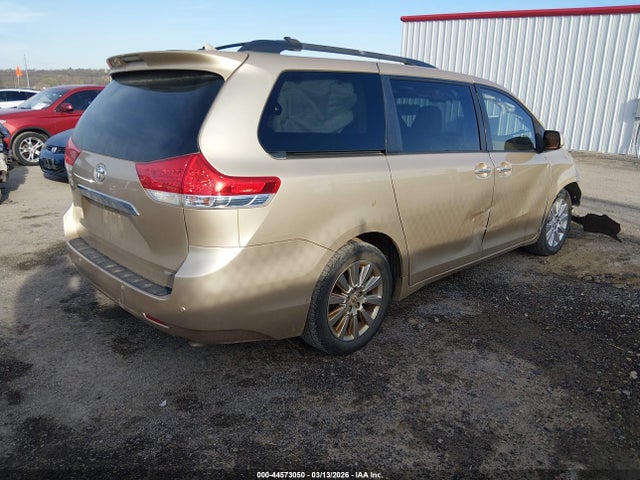 2011 TOYOTA SIENNA 5TDYK3DCXBS061536 Photo 3
