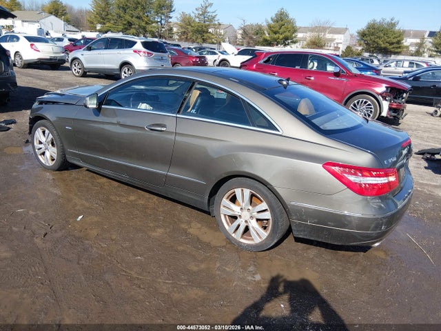 Продажа на аукционе авто 2012 Mercedes-benz E 350, vin: WDDKJ5KB9CF147488, номер лота: 44573052