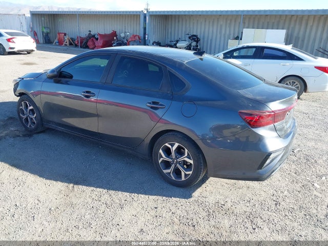 3KPF24AD9ME380904 KIA Forte Lxs