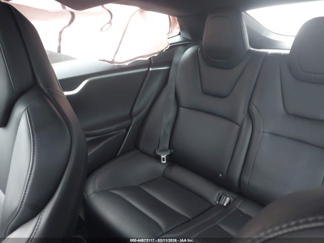 44573117 :رقم المزاد ، 5YJSA1E24JF245117 vin ، 2018 Tesla Model S 100d/75d/p100d مزاد بيع