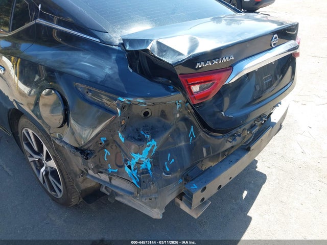 1N4AA6AP5GC427849 Nissan Maxima 3.5 S