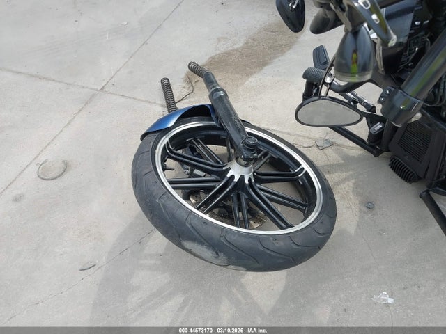 1HD1YTK1XJC047393 Harley-Davidson Fxbrs 115th Anniv Breakout 114