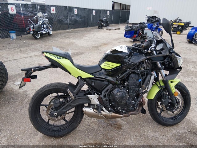 Kawasaki Ex650 P 2026 ML5EXEP10TDAH1184 Image 12