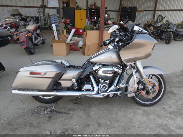 Harley-Davidson Fltrx Road Glide 2017 1HD1KHC18HB620918 Image 12