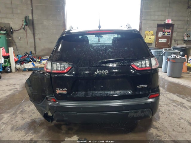 44573193 :رقم المزاد ، 1C4PJMLB7KD417661 vin ، 2019 Jeep Cherokee Latitude Plus 4x4 مزاد بيع
