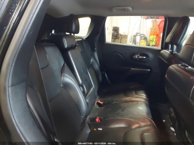 44573193 :رقم المزاد ، 1C4PJMLB7KD417661 vin ، 2019 Jeep Cherokee Latitude Plus 4x4 مزاد بيع