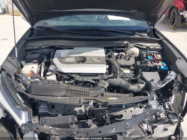 44573197 :رقم المزاد ، JTHU9JBH2K2001561 vin ، 2019 Lexus Ux 250h مزاد بيع