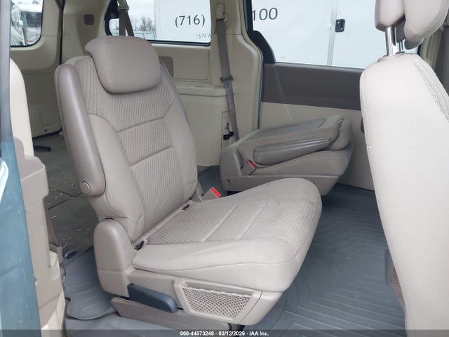 2010 Chrysler Town & Country Touring მანქანა იყიდება აუქციონზე, vin: 2A4RR5D15AR375932, აუქციონის ნომერი: 44573248