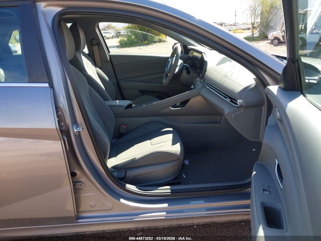 Aukcja sprzedaży 2025 Hyundai Elantra Sel Convenience, vin: KMHLS4DG8SU013382, numer aukcji: 44573252