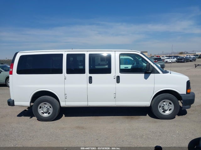 Chevrolet Express 2500 Ls 2017 1GNWGEFG9H1288847 Image 13