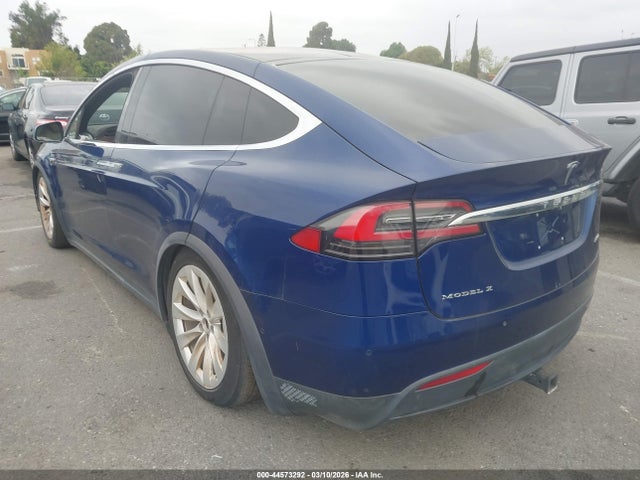Продаж на аукціоні авто 2016 Tesla Model X 75d/p100d/p90d, vin: 5YJXCBE4XGF006994, номер лоту: 44573292