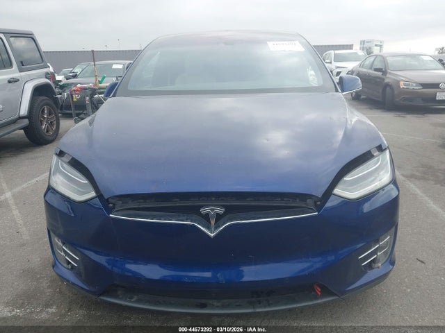Продаж на аукціоні авто 2016 Tesla Model X 75d/p100d/p90d, vin: 5YJXCBE4XGF006994, номер лоту: 44573292