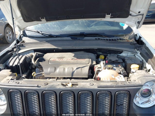 ZACCJBBB9HPG21828 Jeep Renegade Altitude 4x4