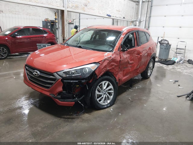 Hyundai TUCSON SE 2016 KM8J3CA4XGU238192 Image 2