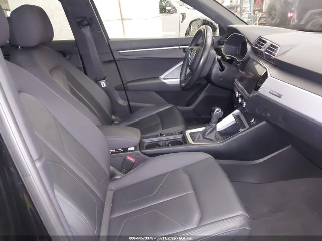 2021 AUDI Q3 WA1DECF37M1004630 Photo 4