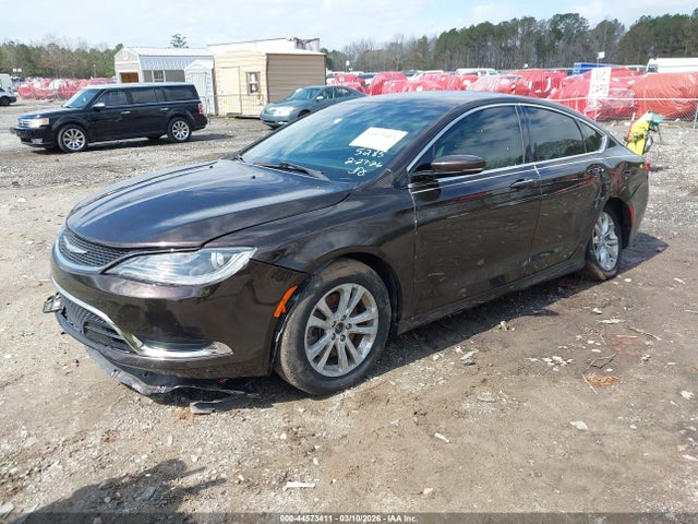 Chrysler 200 C 2015 1C3CCCCG6FN565285 Image 2