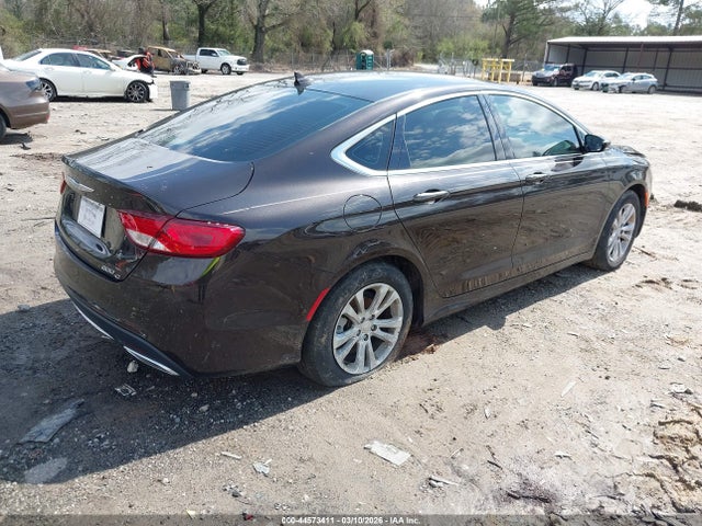 Chrysler 200 C 2015 1C3CCCCG6FN565285 Image 4