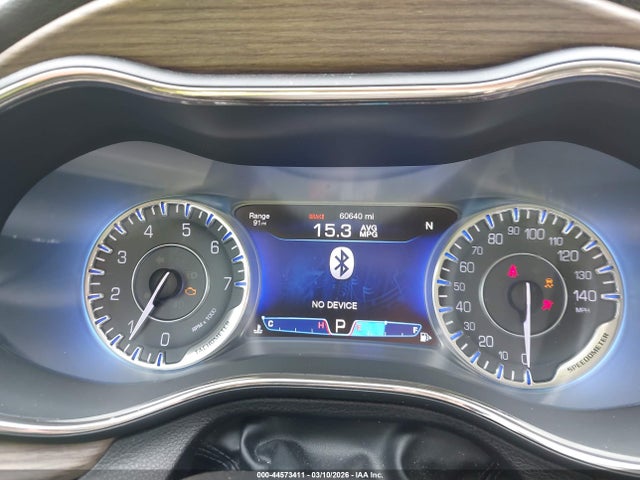 Chrysler 200 C 2015 1C3CCCCG6FN565285 Image 7