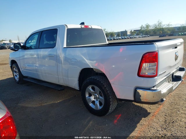 2022 RAM 1500 1C6RREMT3NN291786 Photo 2