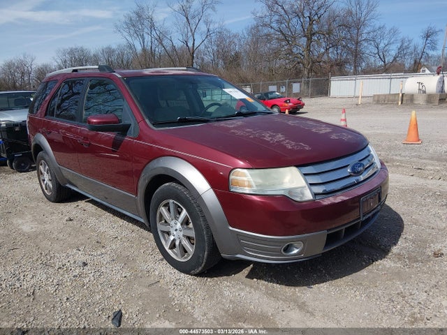 2008 FORD TAURUS X 1FMDK02W08GA11561
