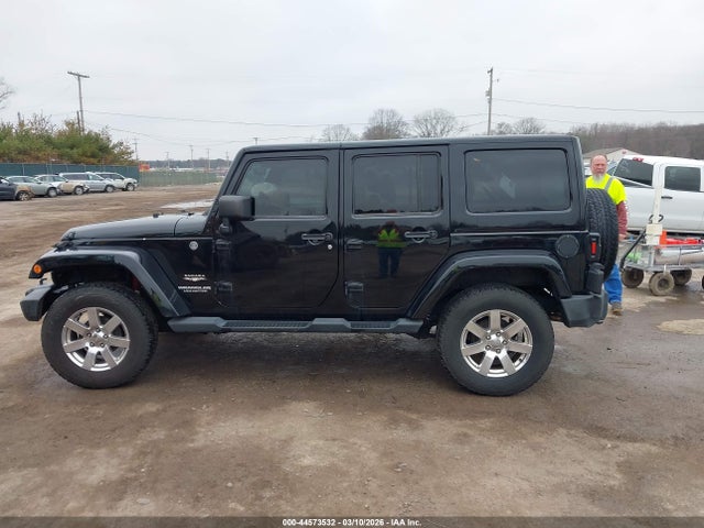 44573532 :رقم المزاد ، 1C4BJWEG9CL132305 vin ، 2012 Jeep Wrangler Unlimited Sahara مزاد بيع