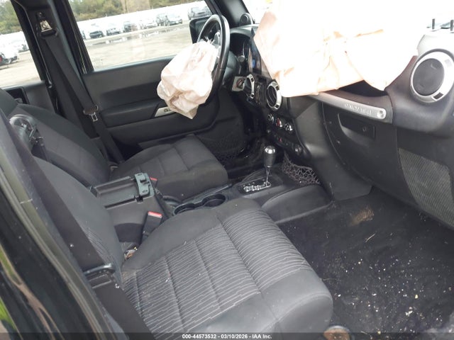 44573532 :رقم المزاد ، 1C4BJWEG9CL132305 vin ، 2012 Jeep Wrangler Unlimited Sahara مزاد بيع