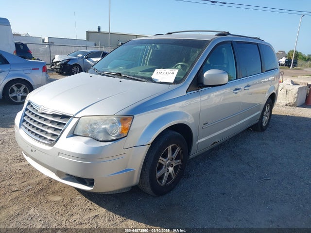 44573560 :رقم المزاد ، 2A8HR54PX8R758239 vin ، 2008 Chrysler Town & Country Touring مزاد بيع