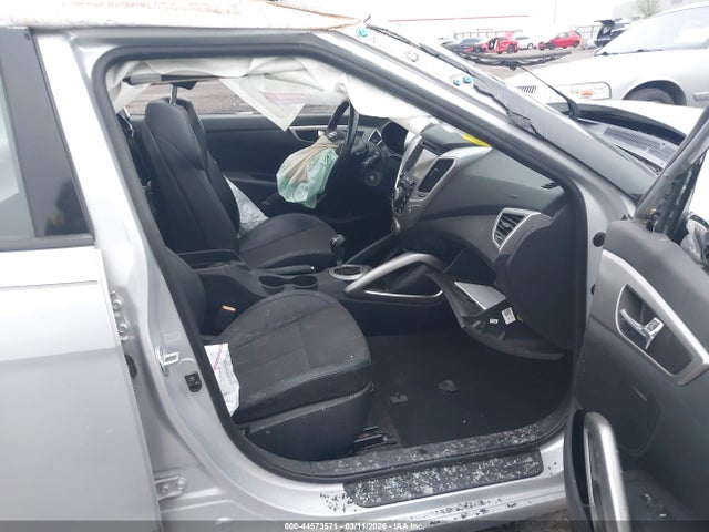 Aukcja sprzedaży 2016 Hyundai Veloster, vin: KMHTC6AD9GU259870, numer aukcji: 44573571