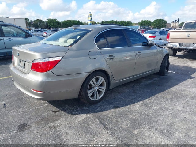 2010 Bmw 528i Xdrive მანქანა იყიდება აუქციონზე, vin: WBANV1C52AC445888, აუქციონის ნომერი: 44573582