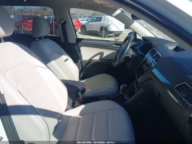 Aukcja sprzedaży 2018 Volkswagen Tiguan 2.0t Sel Premium, vin: 3VV5B7AX9JM217101, numer aukcji: 44573598