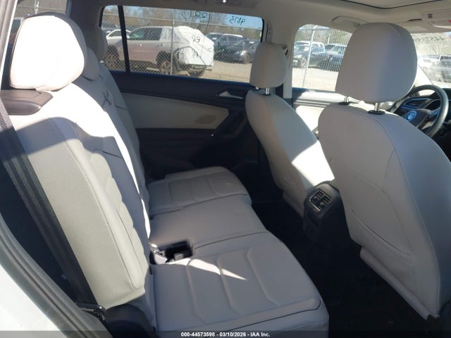 Aukcja sprzedaży 2018 Volkswagen Tiguan 2.0t Sel Premium, vin: 3VV5B7AX9JM217101, numer aukcji: 44573598