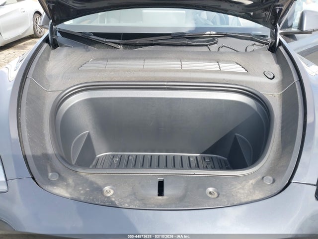 2025 TESLA MODEL Y 7SAYGDEE6SF270321 Photo 9