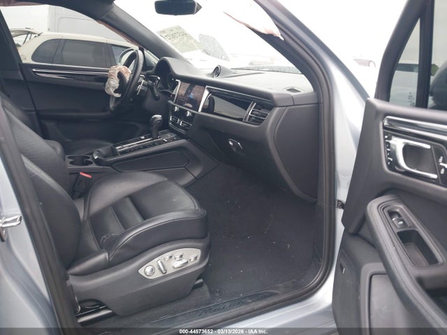 WP1AA2A58RLB11851 Porsche Macan T