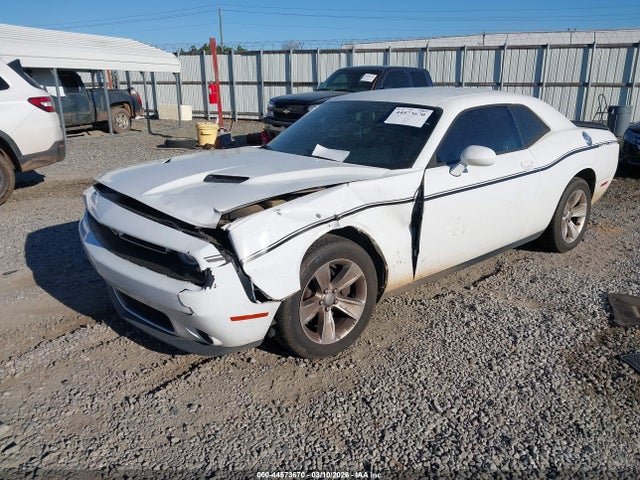 44573670 :رقم المزاد ، 2C3CDZAG4HH666176 vin ، 2017 Dodge Challenger Sxt مزاد بيع