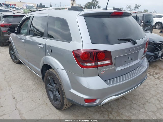 3C4PDDGG7KT708233 Dodge Journey Crossroad Awd