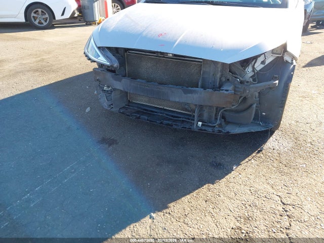 KMHD84LF1KU736731 Hyundai ELANTRA SEL