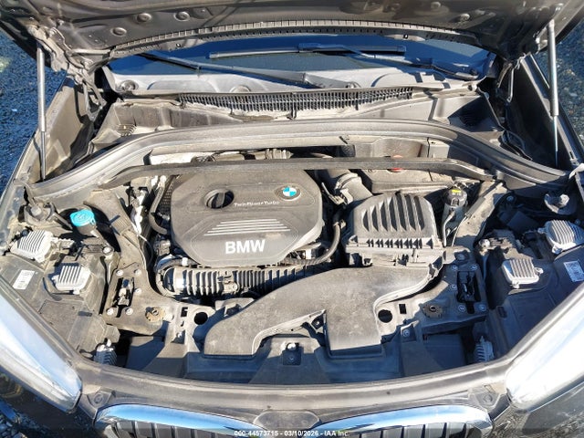 2016 BMW X1 WBXHT3C3XG5F65974 Photo 9
