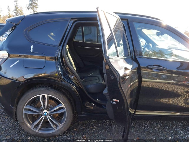 2016 BMW X1 WBXHT3C3XG5F65974 Photo 7