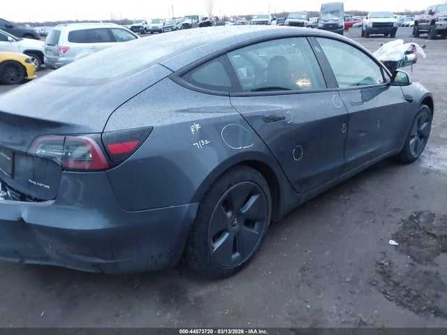 Продажа на аукционе авто 2022 Tesla Model 3 Long Range Dual Motor All-wheel Drive, vin: 5YJ3E1EB8NF180187, номер лота: 44573720