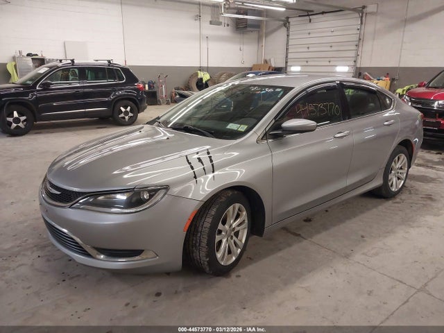 2015 Chrysler 200 Limited მანქანა იყიდება აუქციონზე, vin: 1C3CCCAB3FN547060, აუქციონის ნომერი: 44573770