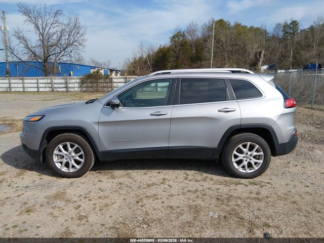 Jeep Cherokee Latitude 4x4 2018 1C4PJMCB4JD540879 Image 16