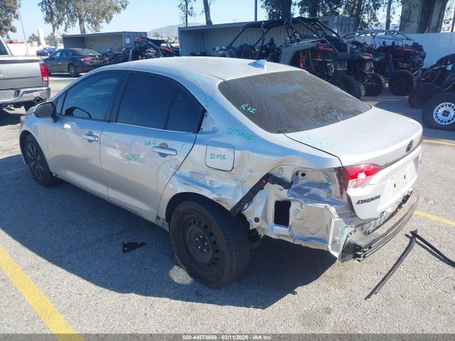 2021 TOYOTA COROLLA JTDEPMAE1MJ160584 Photo 2