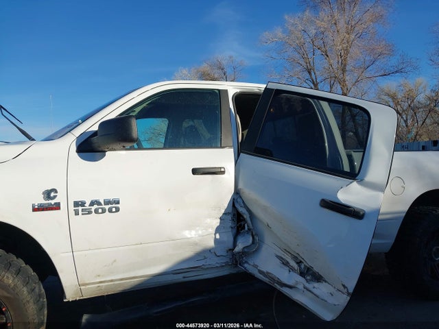 44573920 :رقم المزاد ، 1C6RR7TT7JS301034 vin ، 2018 Ram 1500 Slt مزاد بيع