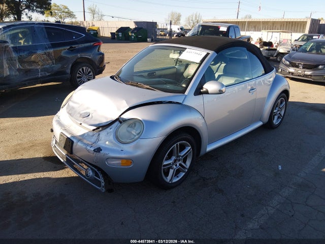 2005 Volkswagen New Beetle Gls 1.8t მანქანა იყიდება აუქციონზე, vin: 3VWCD31YX5M315767, აუქციონის ნომერი: 44573941