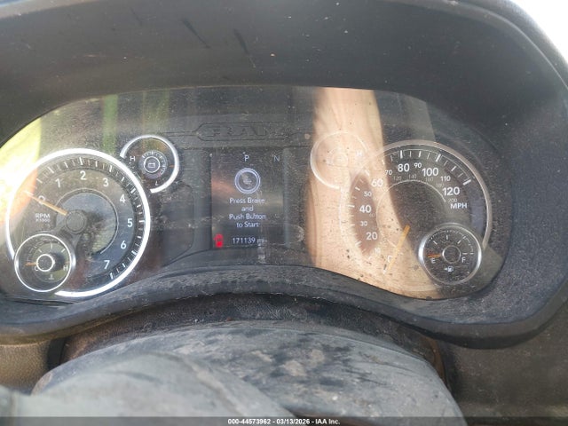 2021 Ram 2500 Tradesman  4x2 8' Box მანქანა იყიდება აუქციონზე, vin: 3C6UR4HJ5MG645067, აუქციონის ნომერი: 44573962