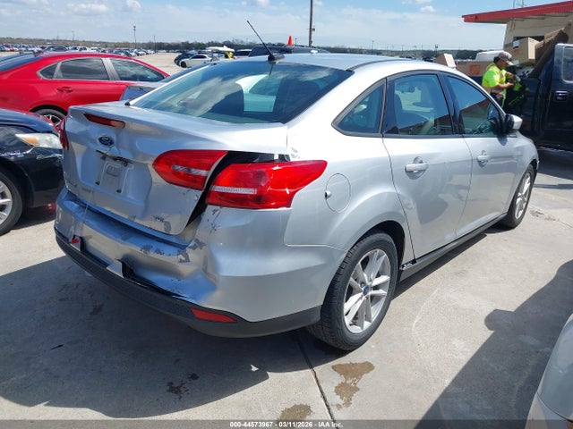 1FADP3F26JL274977 Ford FOCUS SE