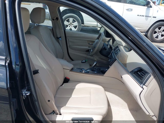 44573994 :رقم المزاد ، WBA3A5C53CF256288 vin ، 2012 Bmw 328i مزاد بيع