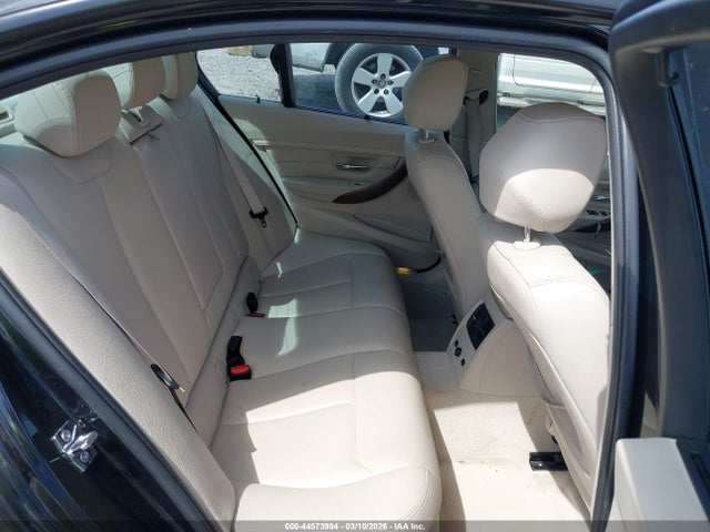 44573994 :رقم المزاد ، WBA3A5C53CF256288 vin ، 2012 Bmw 328i مزاد بيع