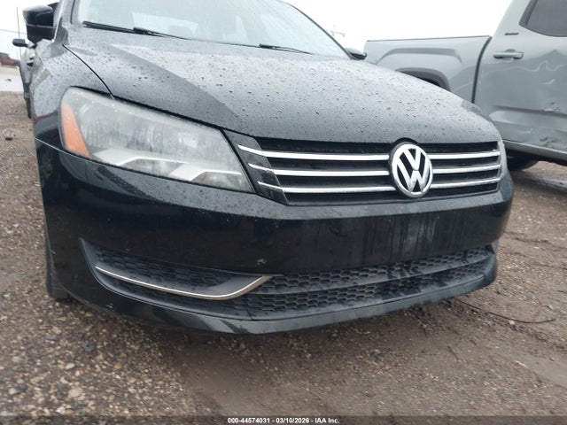 1VWBT7A33EC050492 Volkswagen Passat 1.8t Se