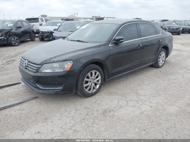1VWBT7A33EC050492 Volkswagen Passat 1.8t Se